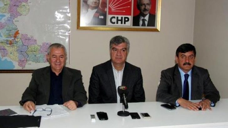 Onlar Yüksel’in Arkasında