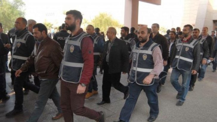 İzmir’de ‘paralel’ operasyon raporu: Casusları aratmayan yöntem!