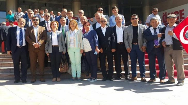 CHP İzmir Kılıçdaroğlu’na desteğe gitti!