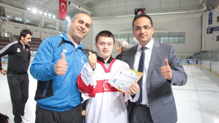 Bornova’da hayata engel yok