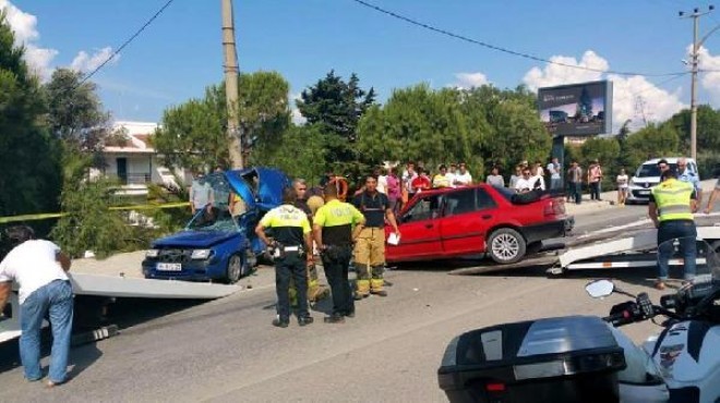 İzmir’de Feci Kaza; 2 ölü 4 yaralı