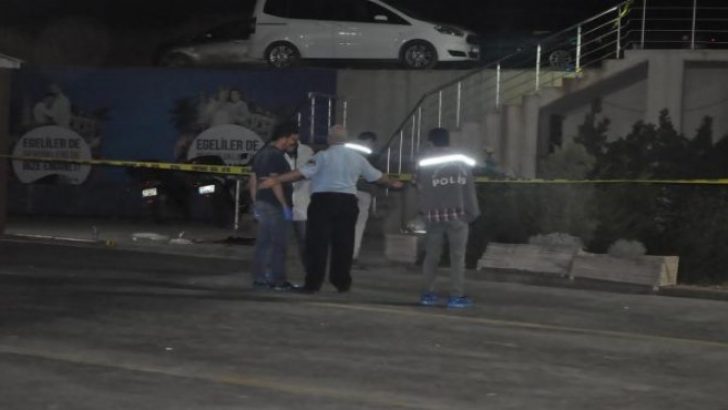 İzmir otogarında yol verme kavgası: 2 ölü