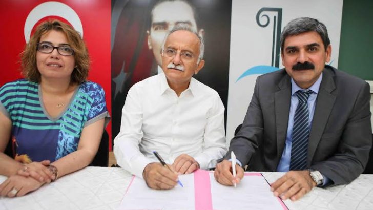 Bayraklı’da toplu sözleşme sevinci
