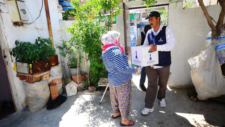 Büyükşehir, 40 bin aileye erzak yardımı yapacak