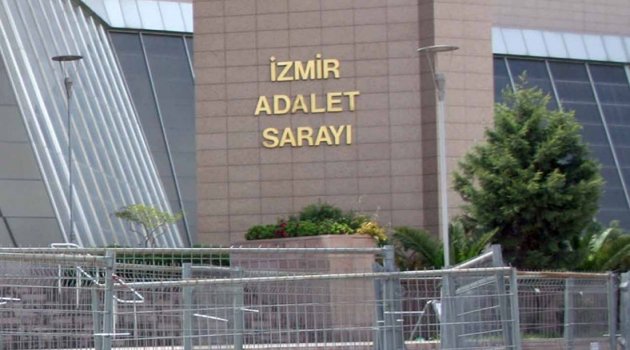 İzmir adliyesindeki şüpheli çanta panik yarattı