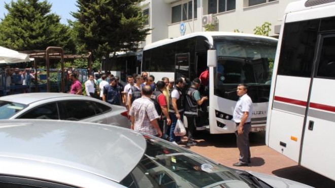 Flaş! İzmir’de 6 savcı ile 24 hakim için tutuklama talebi