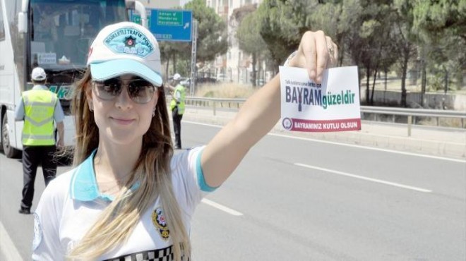 İzmir trafiğinde bayram alarmı: Sivil ekipler devrede