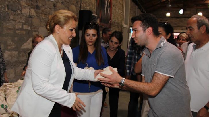 URLA BELEDİYESİ’NDE BAYRAMLAŞMA COŞKULU GEÇTİ