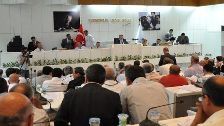 Büyükşehir’de gündem İZSU