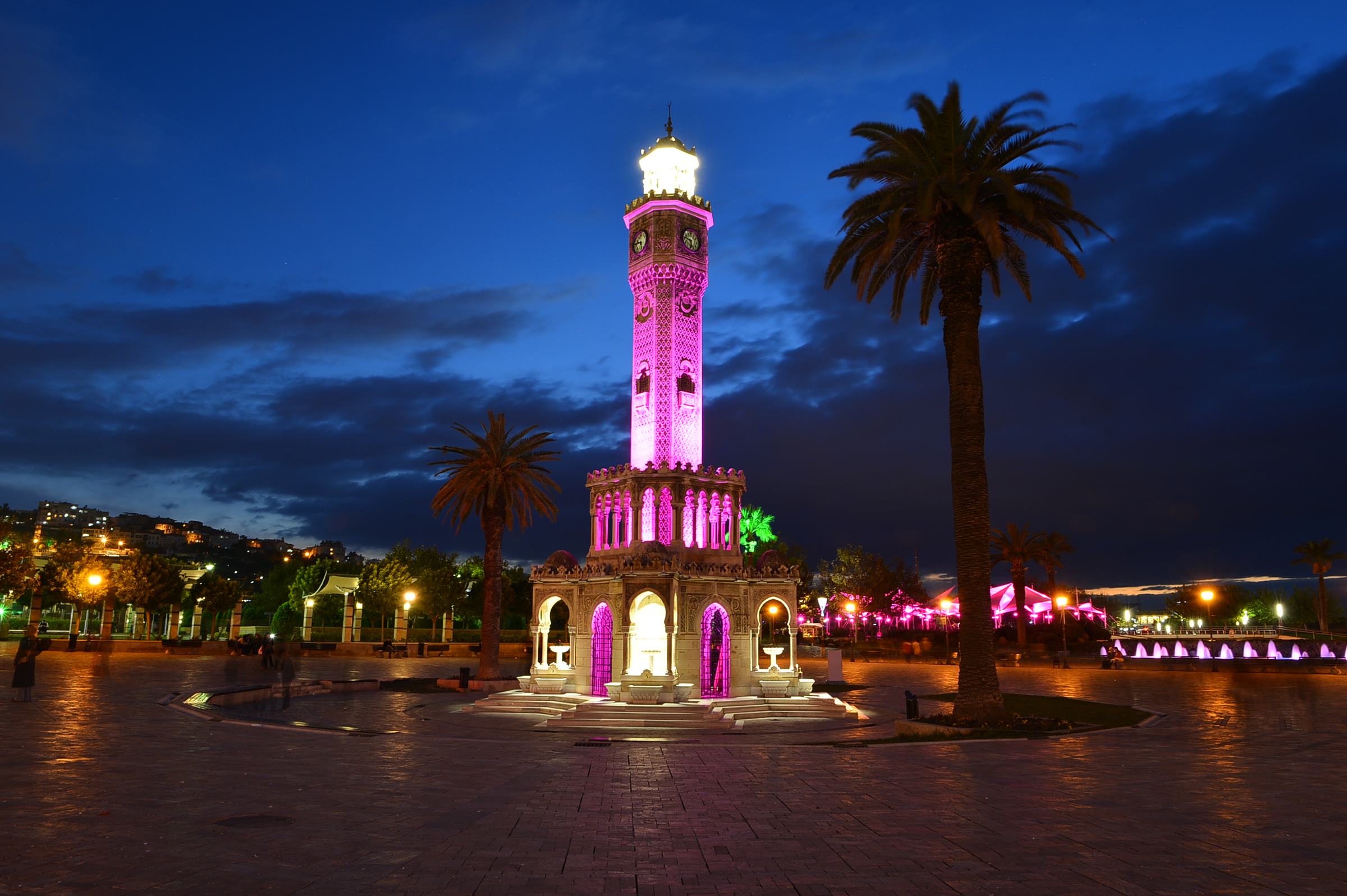 İzmir’den pembe çağrı