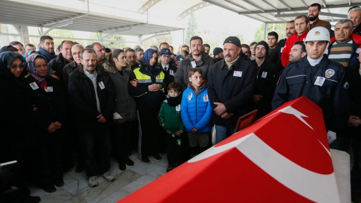Acılı Baba Feryat Etti ; “Biz Atatürkçüyüz”