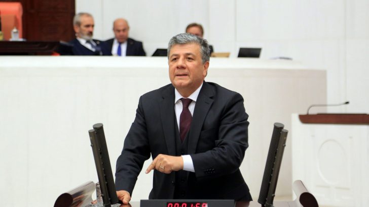 Balbay : “Saraya Bakanlar Kurulu”