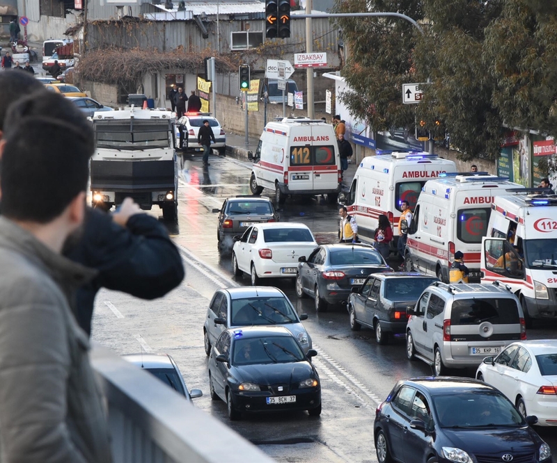 İzmir saldırısında yaralananlarla ilgili açıklama