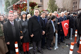 Avukatlardan zincirli protesto