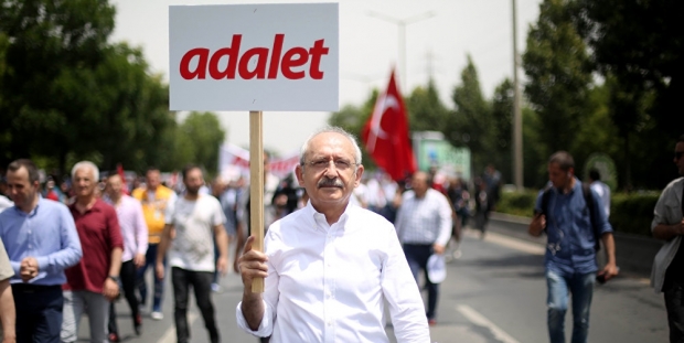 Cumhurbaşkanı Başdanışmanı: Kılıçdaroğlu’nun yürüyüşü gayrimeşru!