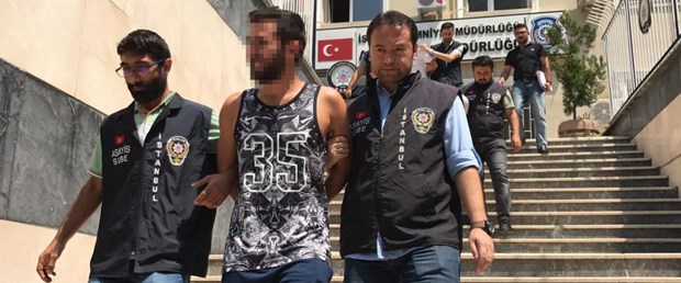 Yıllık izindeki polisin dikkati hırsızlık zanlılarını yakalattı