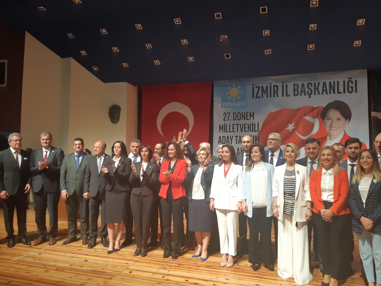 İYİ PARTİ ADAYLARINI TANITTI