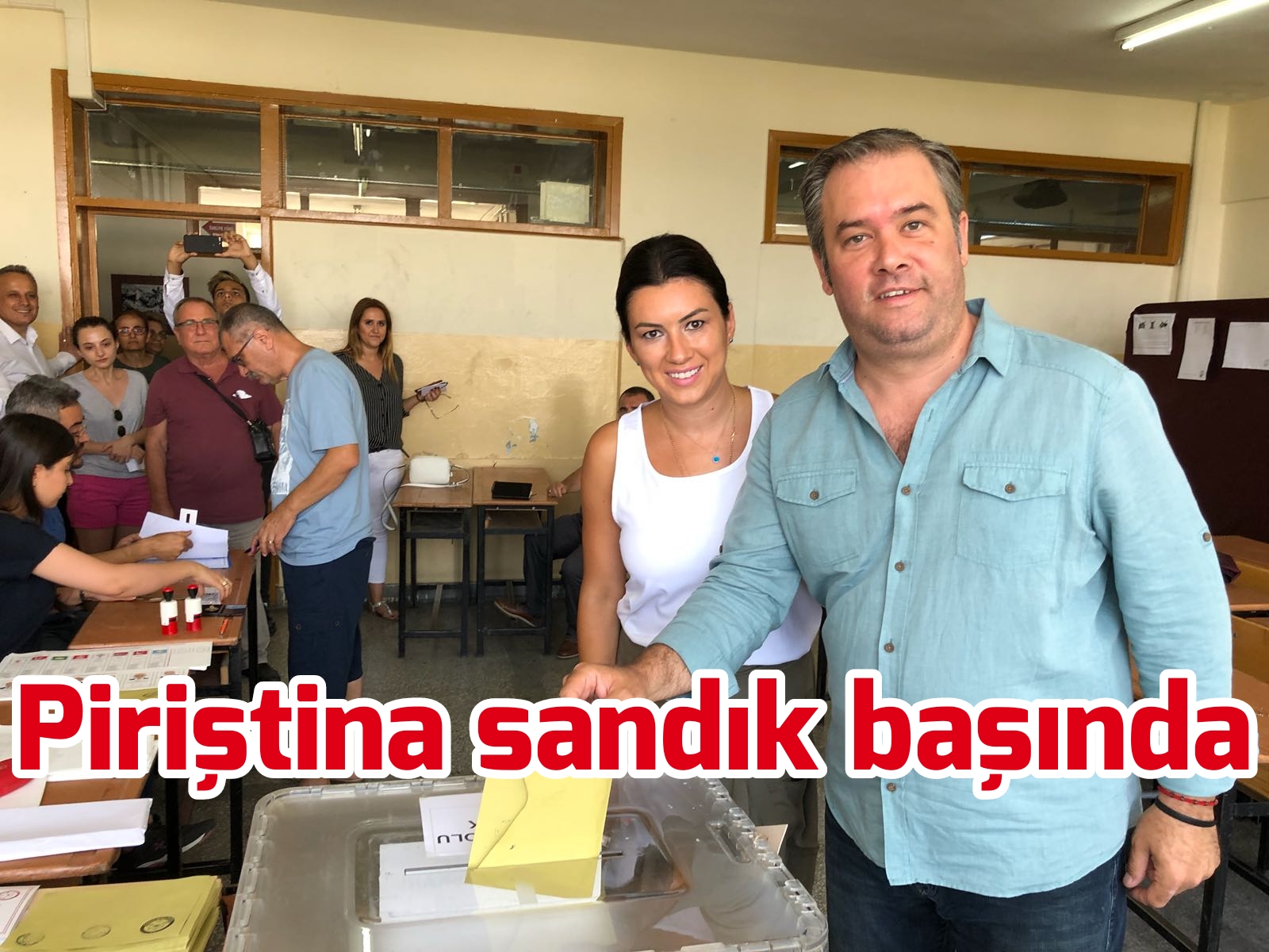 Başkan Piriştina sandık başında