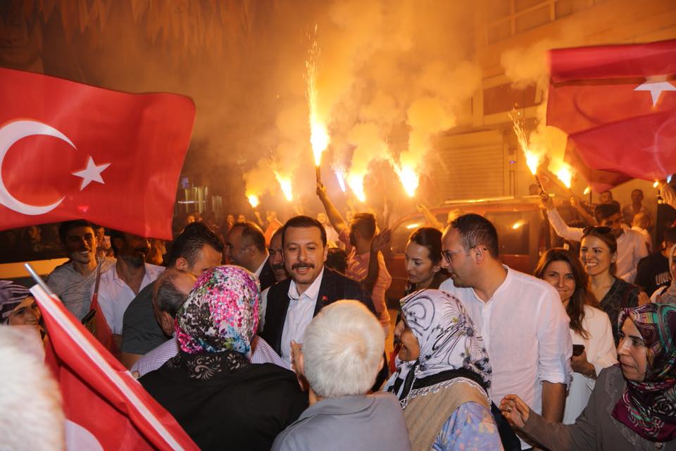  “Binali Yıldırım hizmet adamıdır, vefa adamıdır”