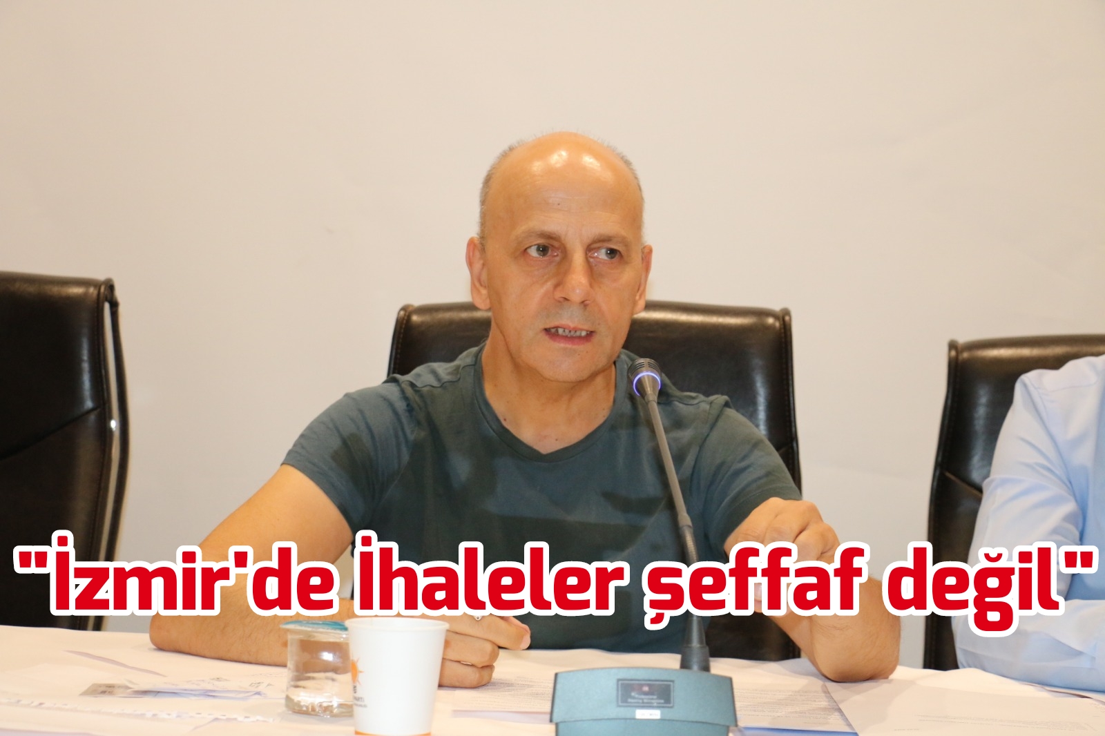 “İzmir’de ihaleler şeffaf değil”