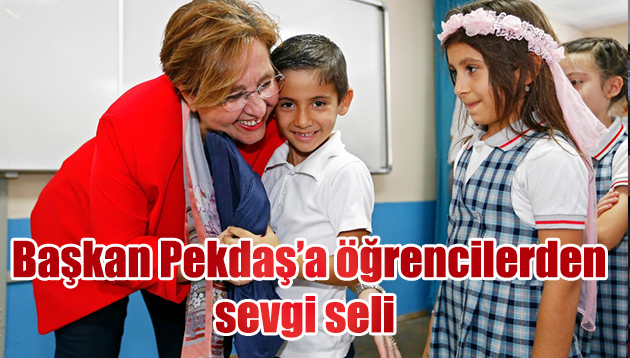 Başkan Pekdaş’a öğrencilerden sevgi seli