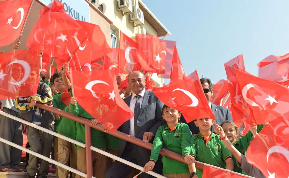 Çiğli Belediyesi 29 Ekim Cumhuriyet Bayramı’nı coşkuyla kutlayacak