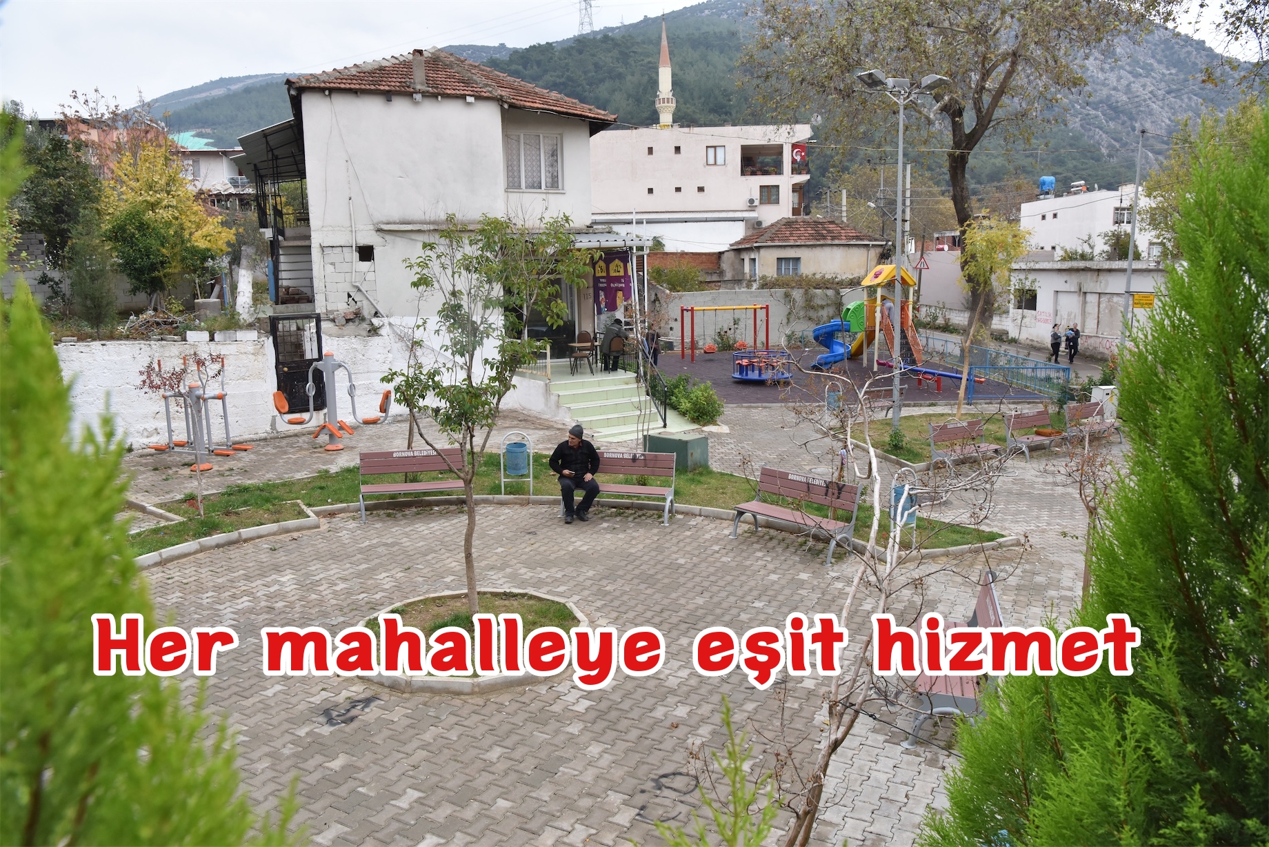 KAVAKLIDERE MAHALLESİ MEYDAN VE PARKA KAVUŞTU