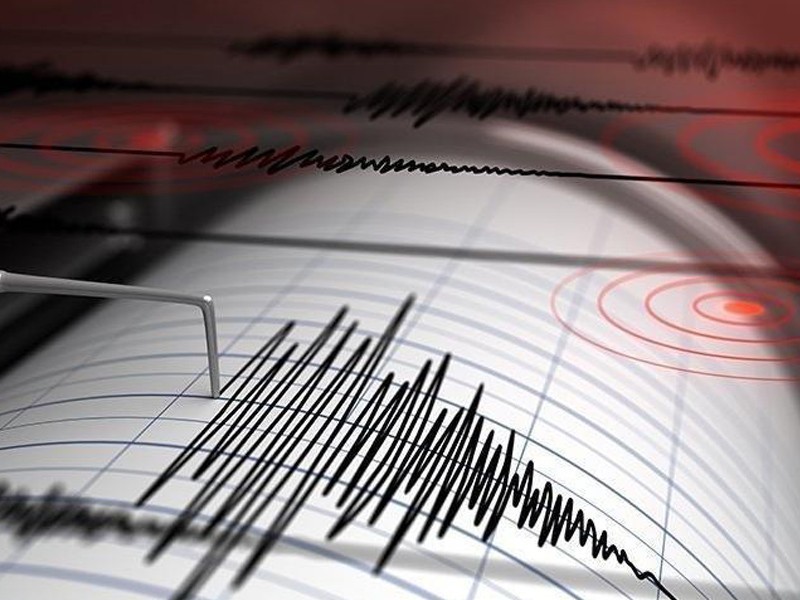 Ege’de korkutan deprem!