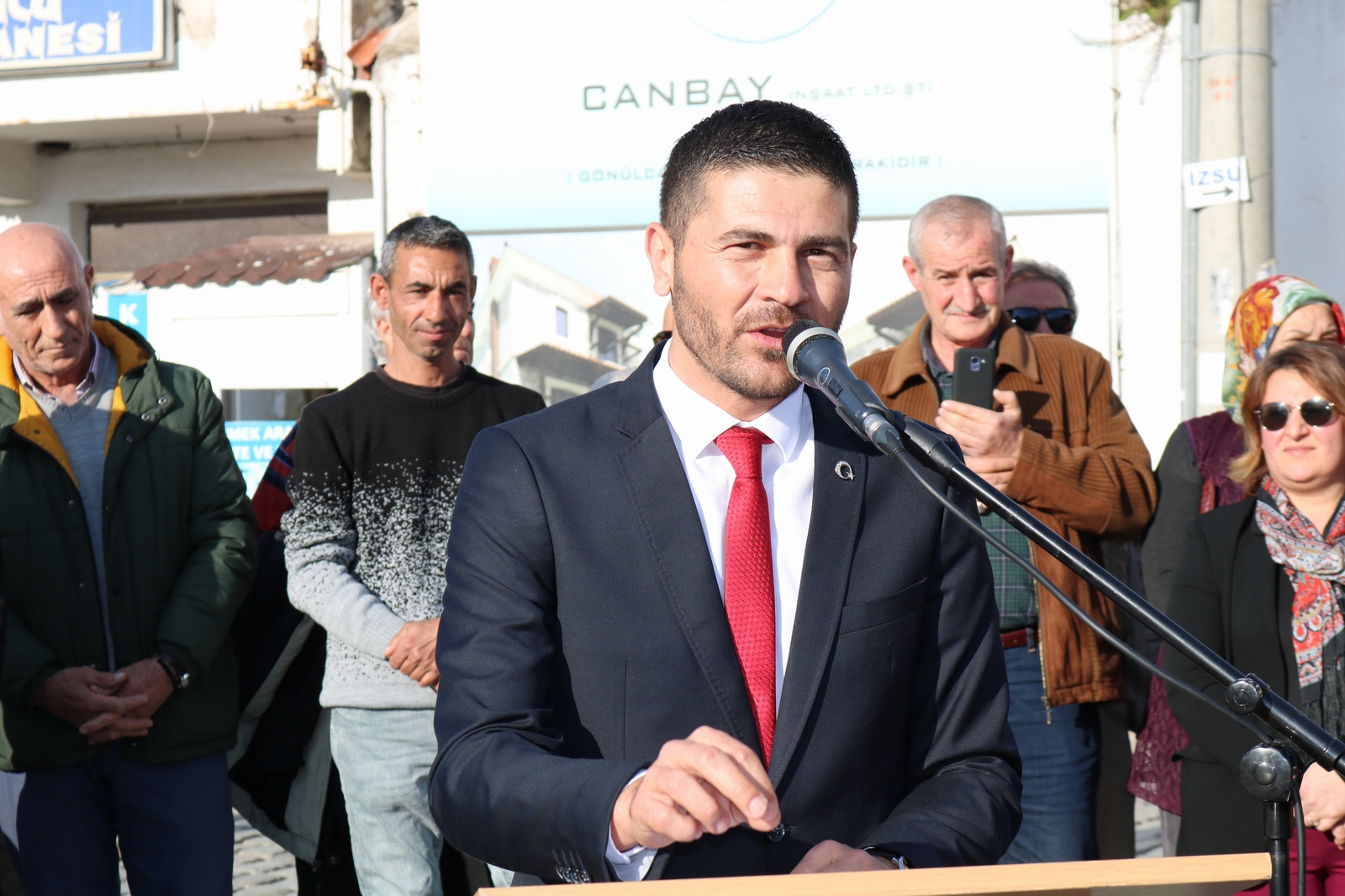 Foça Belediye Başkanı Fatih Gürbüz’den Basın Açıklaması
