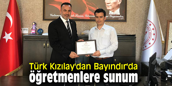 Türk Kızılay’dan Bayındır’da öğretmenlere sunum