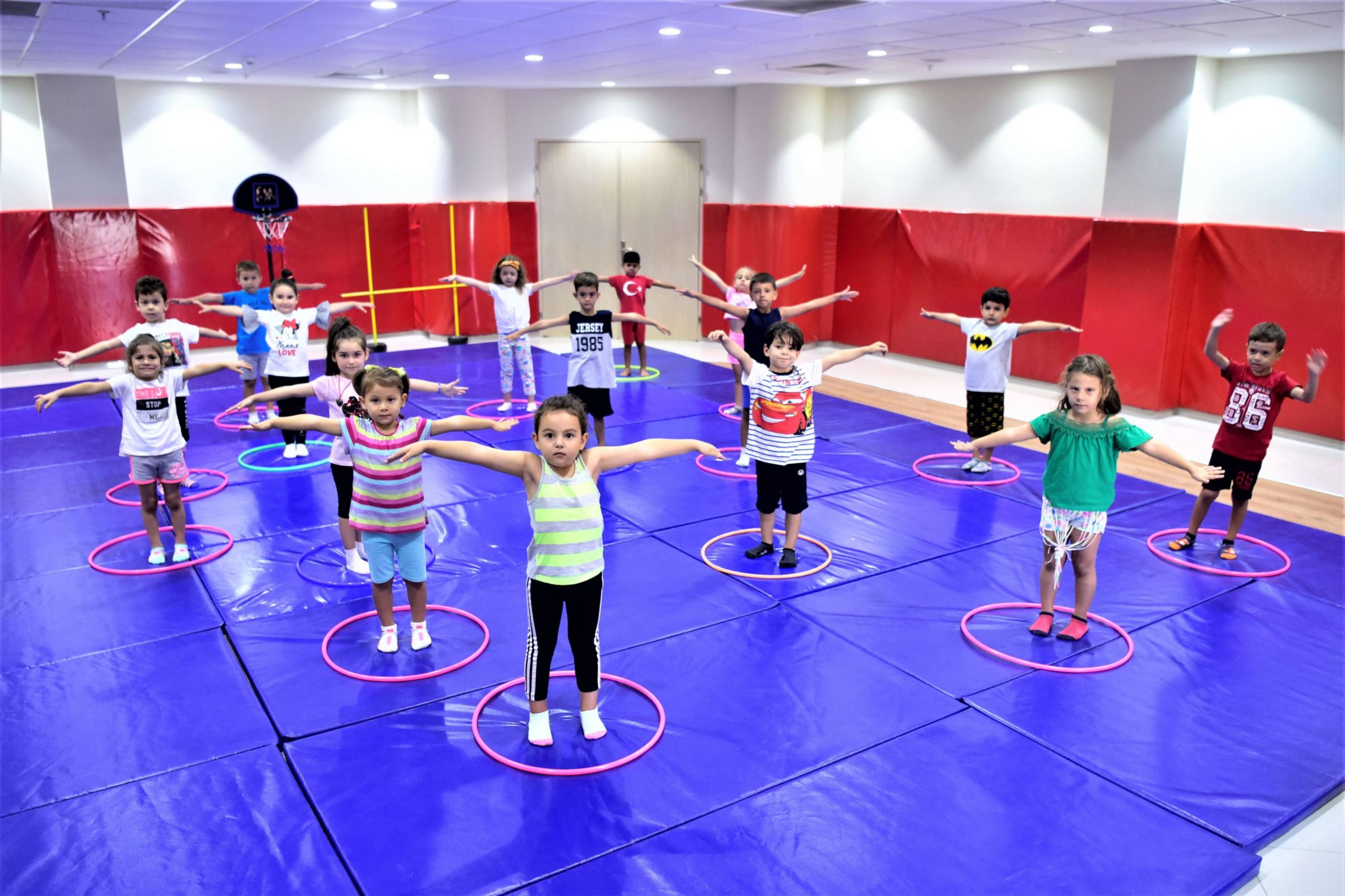 Çocuklar “Hareket Eğitimi” ile hem spor yapıyor hem de eğleniyor