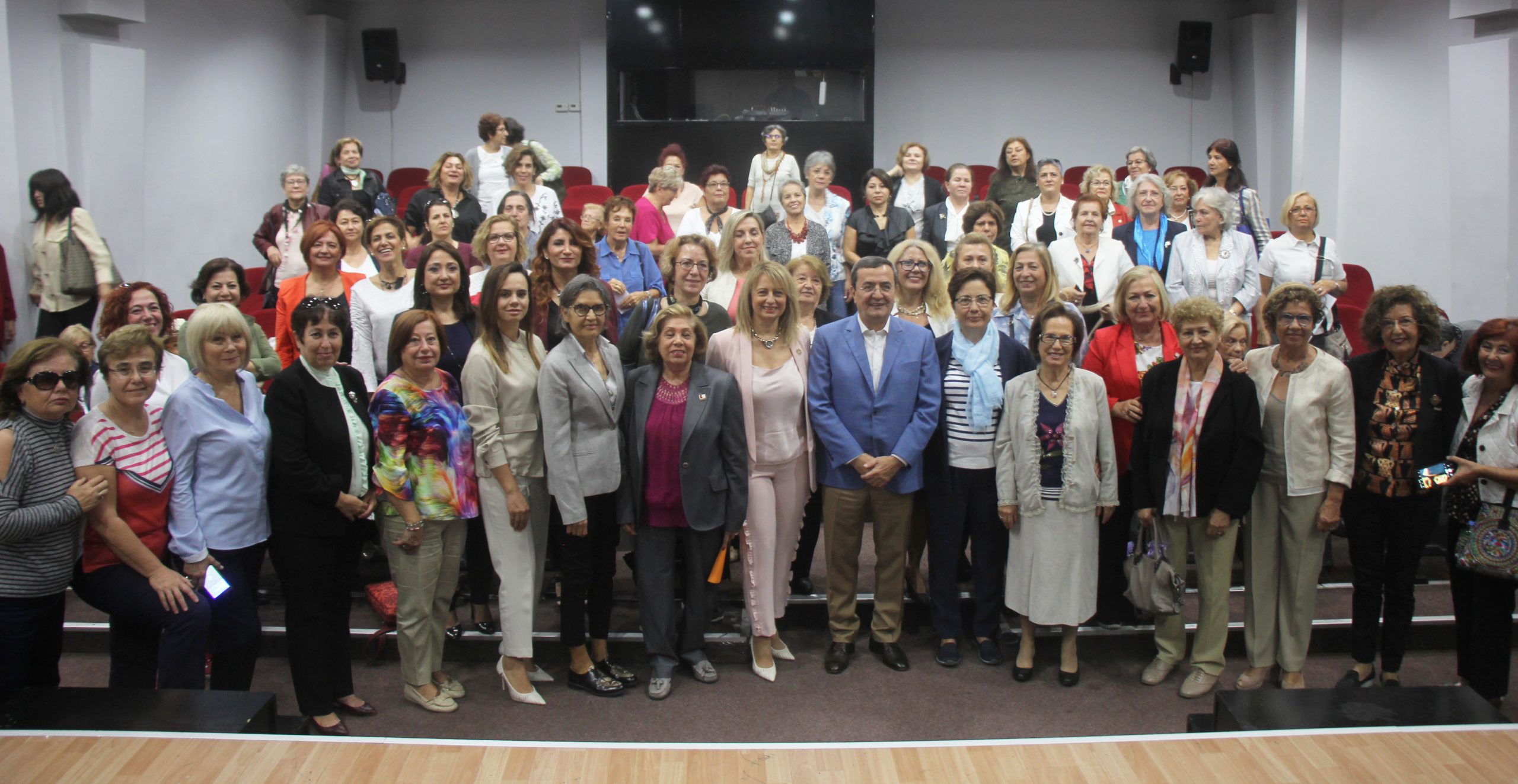 İzmir Kadın Kuruluşları Birliği’ne Konak Belediyesinden destek