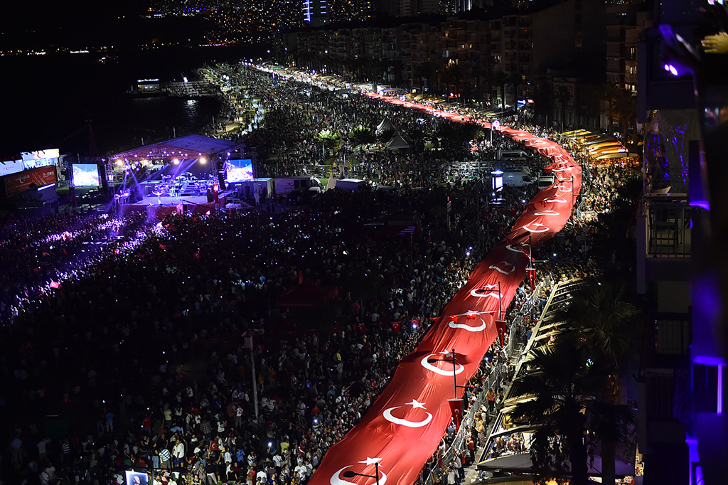 İzmir’de Cumhuriyet Bayramı kutlamalarının programı açıklandı