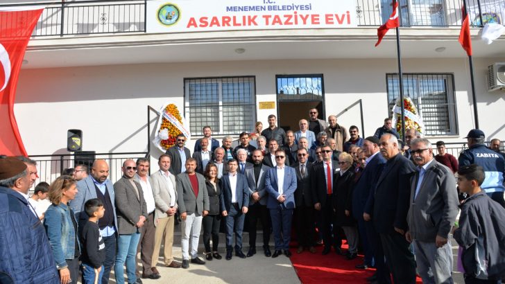 Menemen’de Başkan Aksoy açılışa doymuyor
