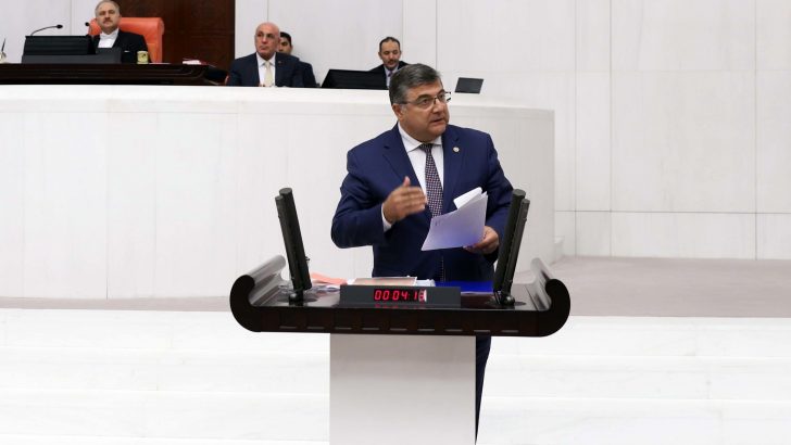 Sındır, “Trump’un hakaret dolu mektubu kamuoyundan gizlenecek miydi?”