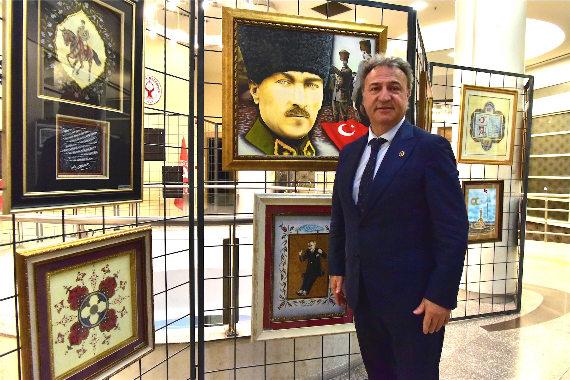Bornova’da Atatürk ve Sanat Sergisi