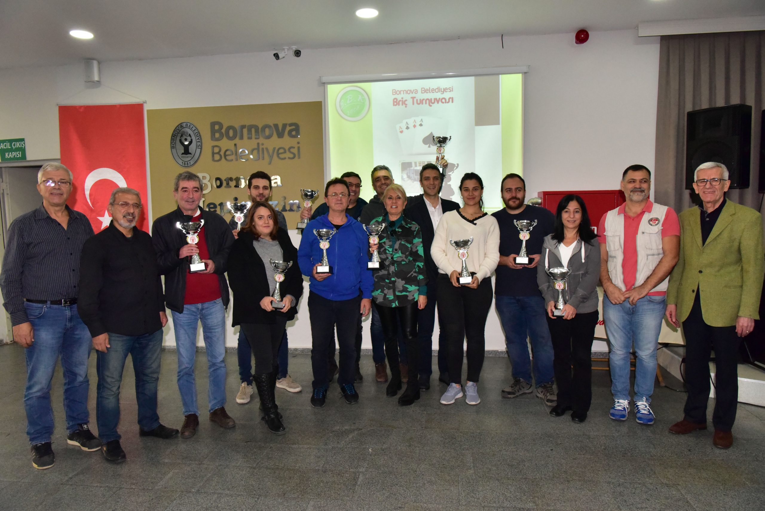 Bornova’da Briç Turnuvası heyecanı