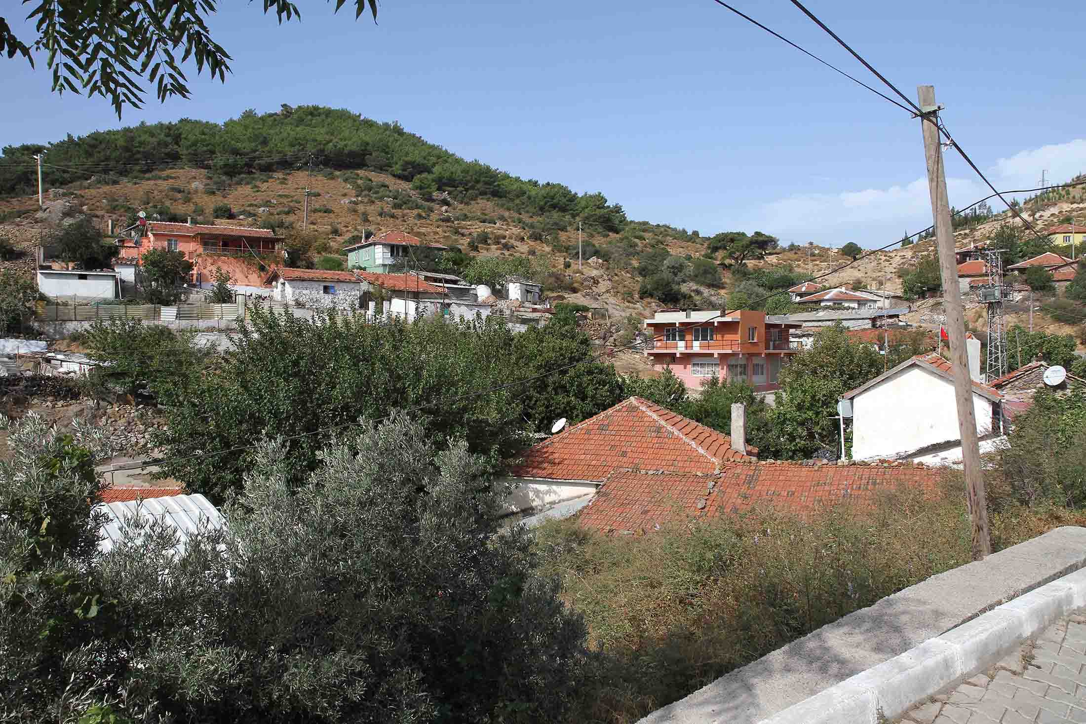 Karşıyaka’nın köyleri arıcılık ile kalkınacak