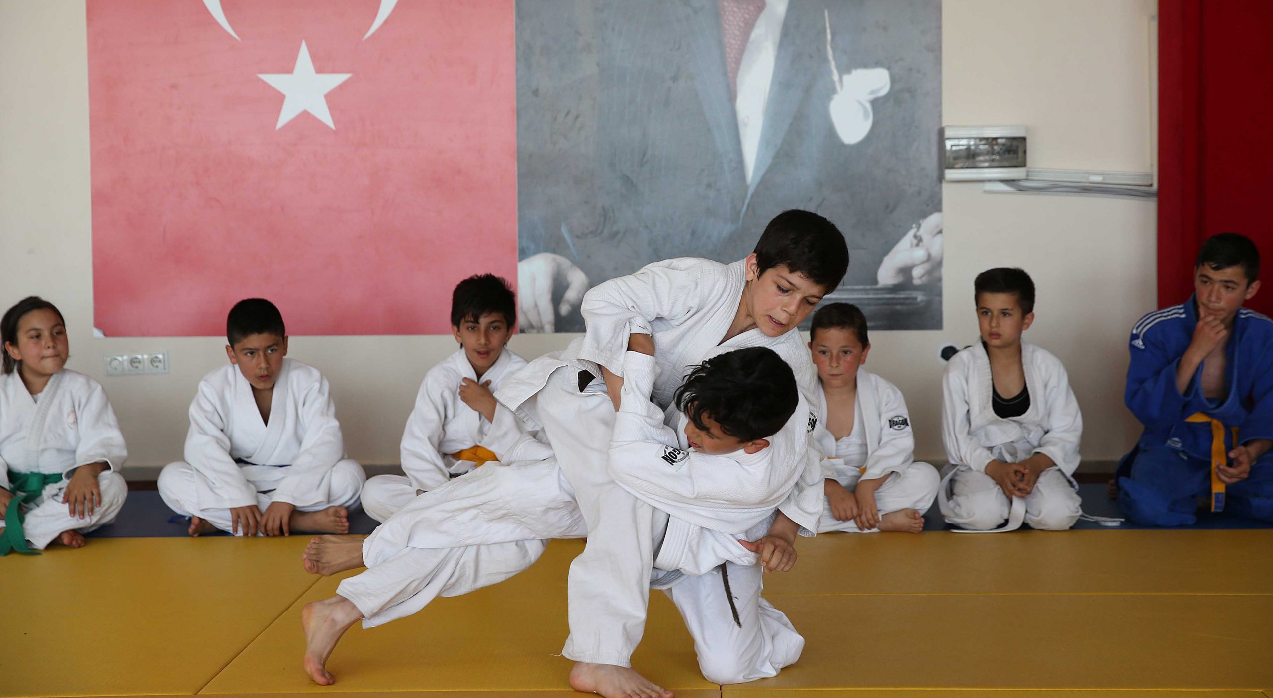 Karşıyaka’da geleceğin judocuları yetişiyor