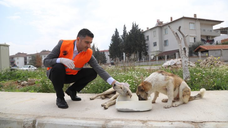 Menderes’te Can Dostlar Unutulmadı
