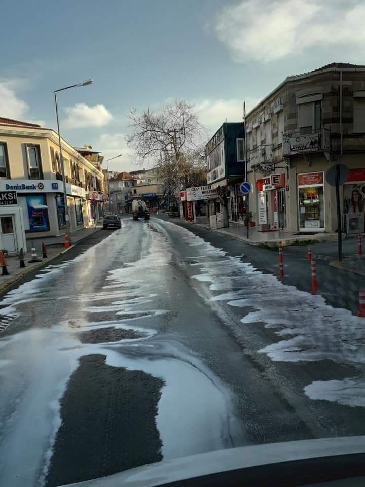 Urla’da Koronavirüs temizliği (1)