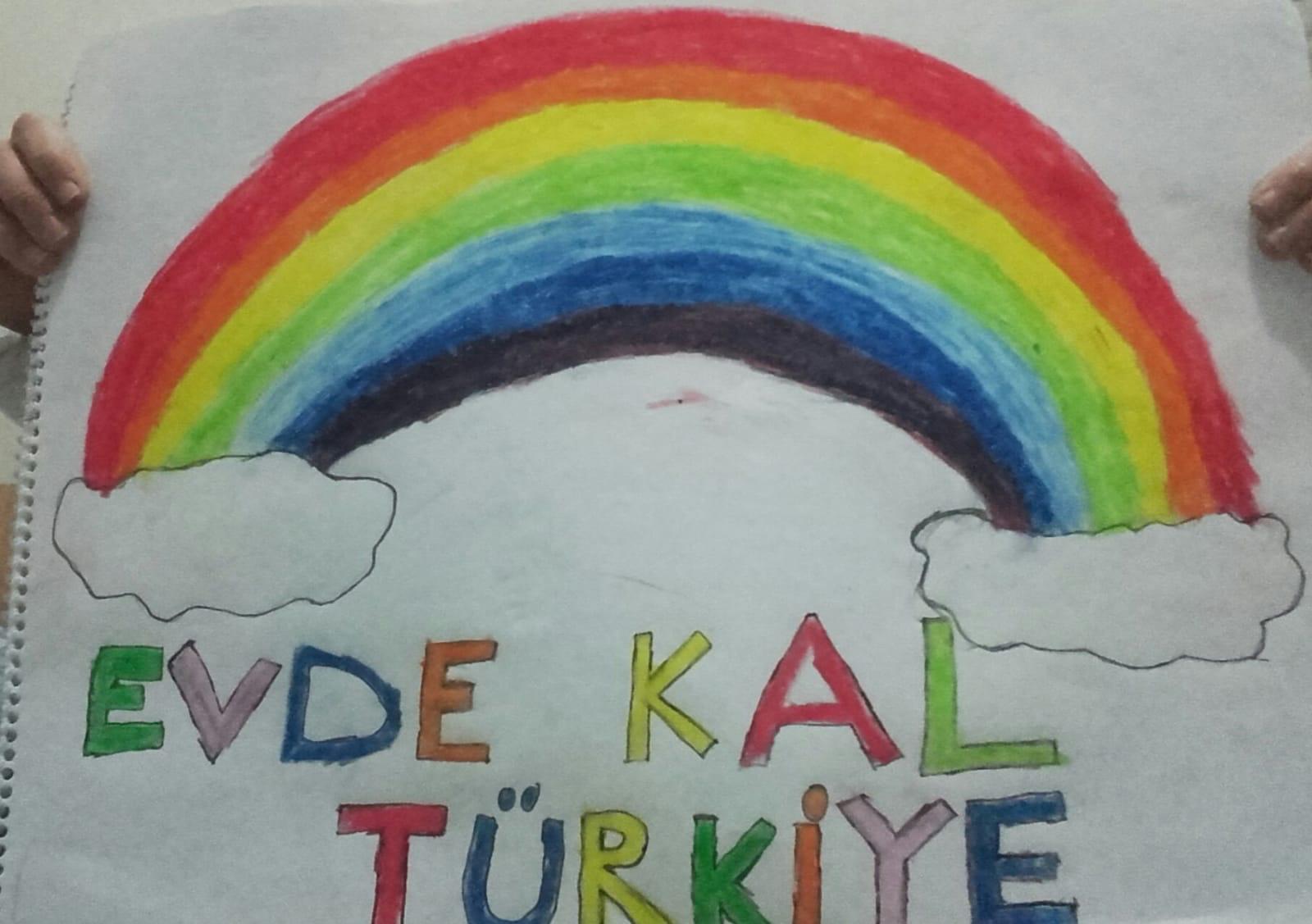 Evden, “Evde kal”ı resmettiler!