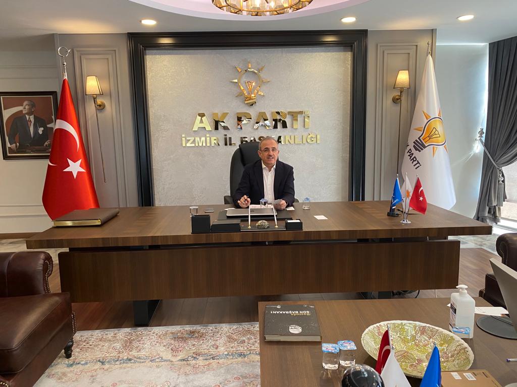 AK Parti İzmir İl Başkanı Kerem Ali Sürekli; “Art niyetliler, acıdan medet umuyor…”