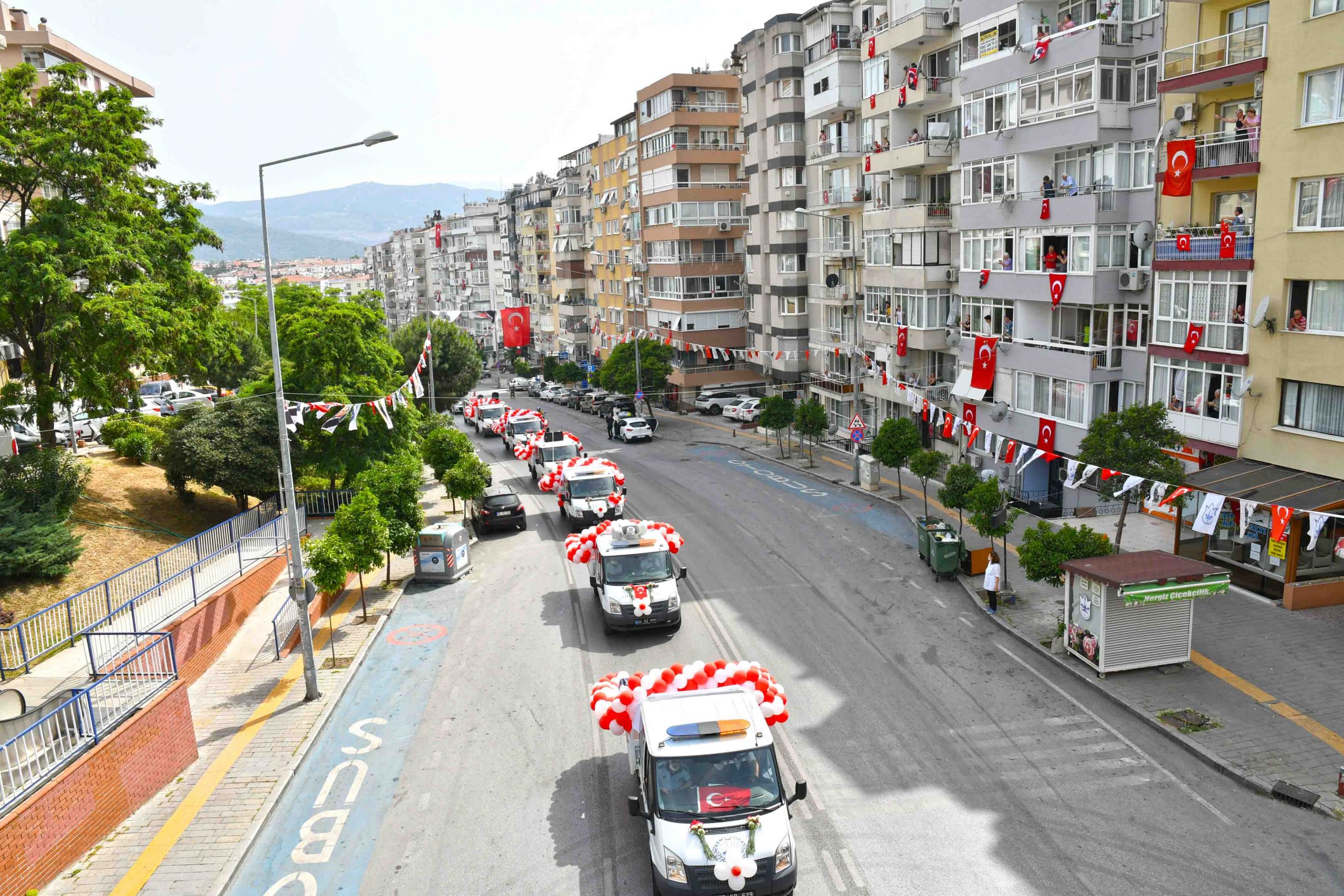 Boş sokakları 19 Mayıs ruhu doldurdu