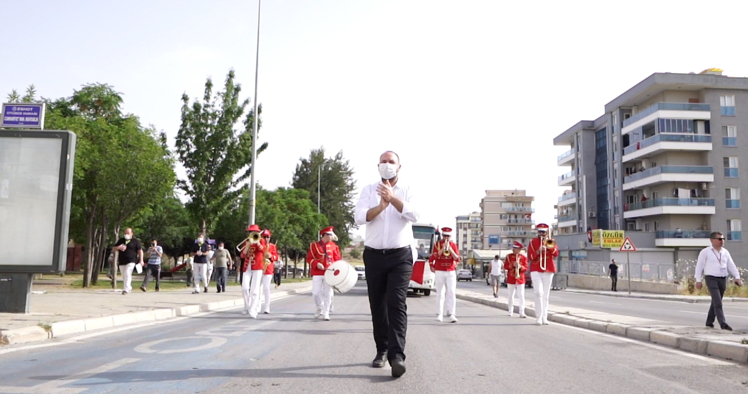 Çiğli Belediyesi 19 Mayıs Coşkusunu Göklere Taşıdı