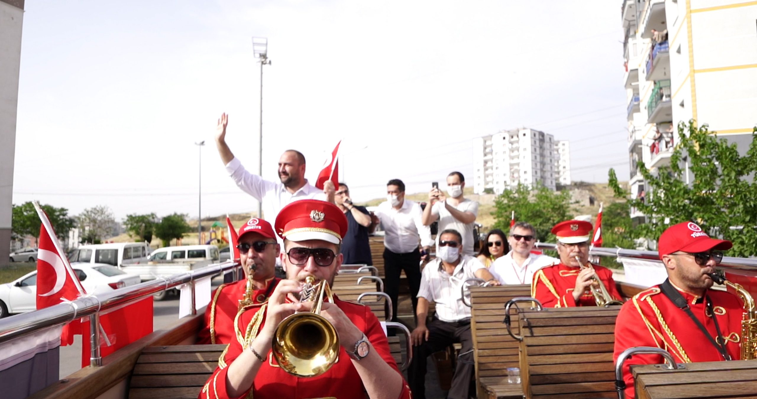 Çiğli Belediyesi 19 Mayıs Coşkusunu Göklere Taşıdı