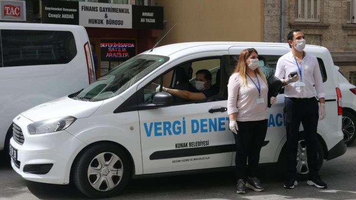 Konak’lılara kapıda vergi ödeme hizmeti