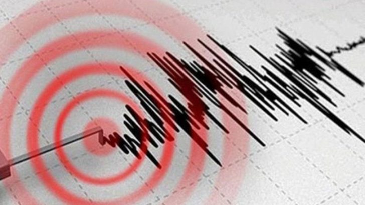 İZMİR’DE KORKUTAN DEPREM