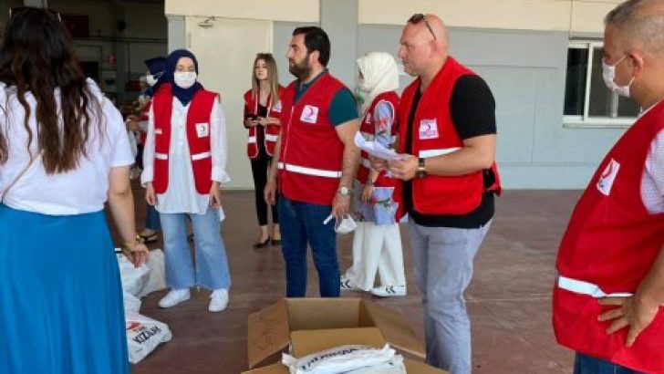 SELÇUK’TA KIZILAY’A SİYASET BULAŞTI