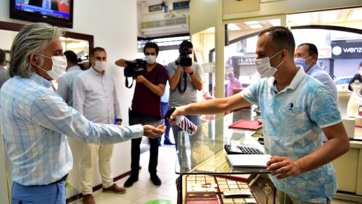 Bornova’da koronavirüs denetimleri arttırıldı